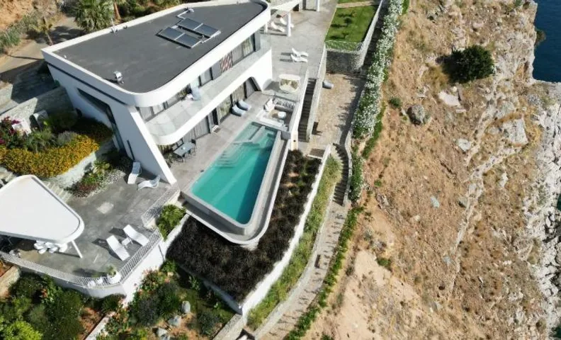Holiday Home Meltemi Villa Kreta by Interhome
