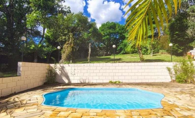 Chácara c/ Piscina, Churrasqueira com vista linda