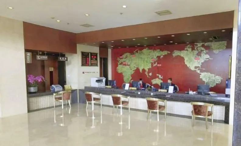 Spring Summer Fall Winter International Hotel