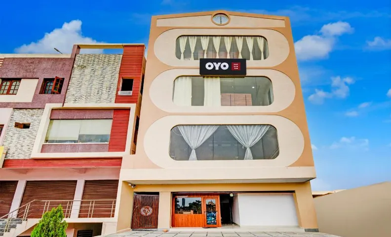 Hotel O Inn In Town
