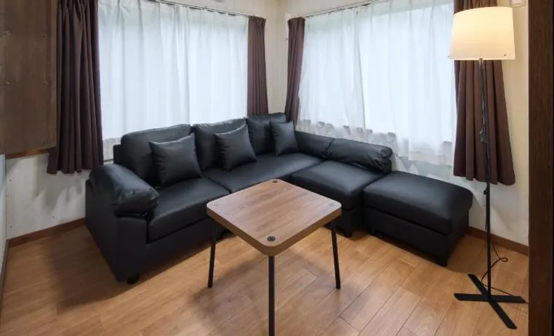 Muroran Private House