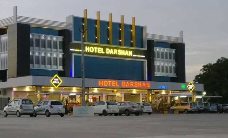 Hotel Darshan & Guest House Basu
