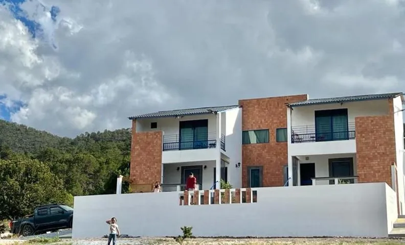 Casa De Campo Mirador H&L