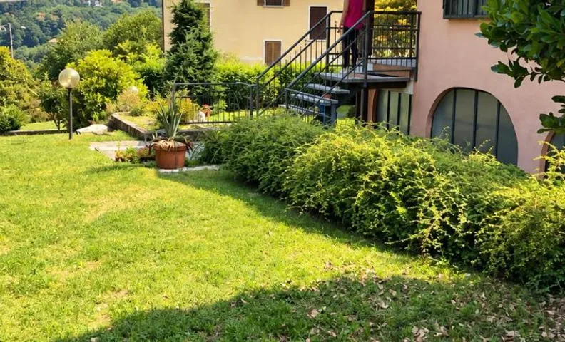 Villa Laura Chiara - vicino Arona