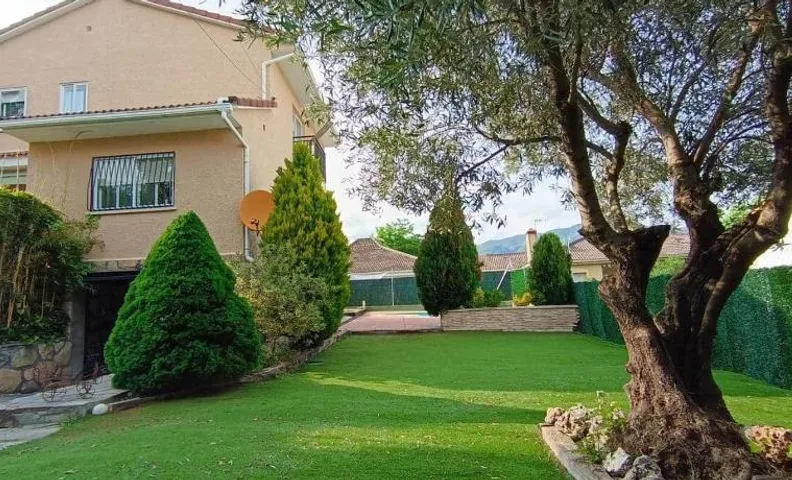 A Happy Place. Casa rural con piscina y barbacoa.