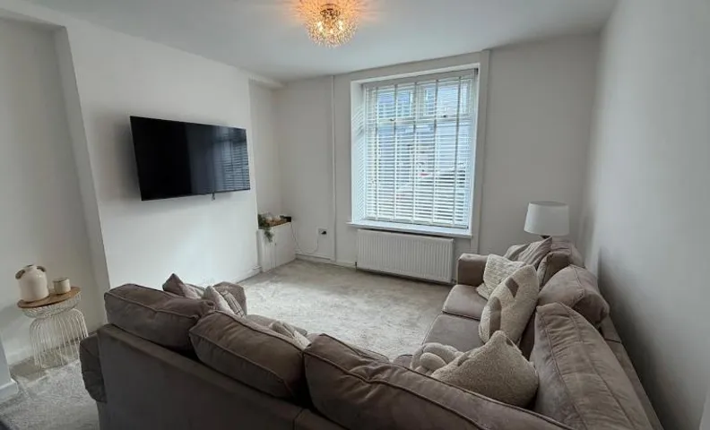 Your South Wales adventure base - Sleeps 7
