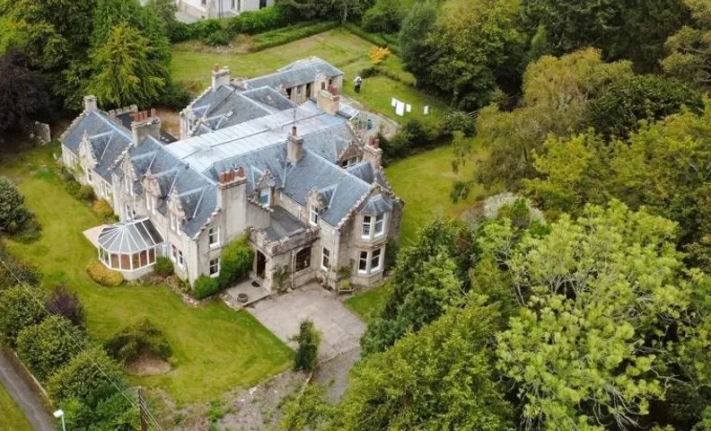 Clashmore House
