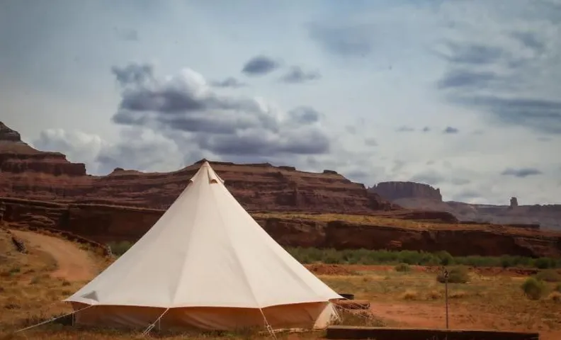 Glamping Queen Tent At Private Riverside Ranch