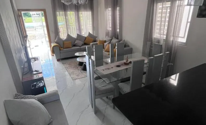 2 Bedroom Modern House Near Playa Grande
