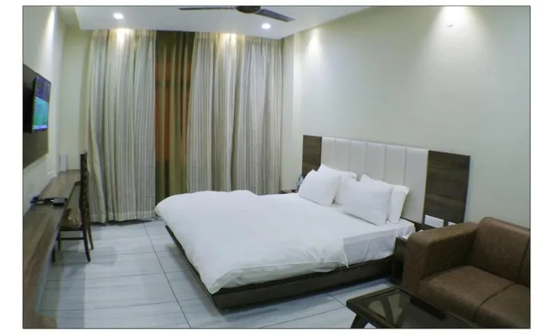 Hotel Grand Surya
