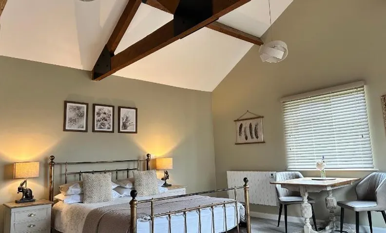 White House Farm - Beautiful Self Contained Courtyard Rooms