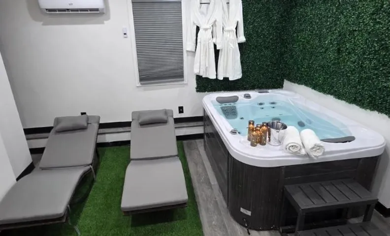 Alimot Spa House - Private Indoor Hot Tub