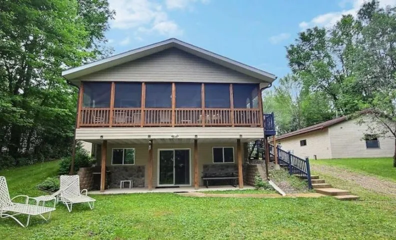 Lake Willow Lakefront House! Northwoods Retreat!