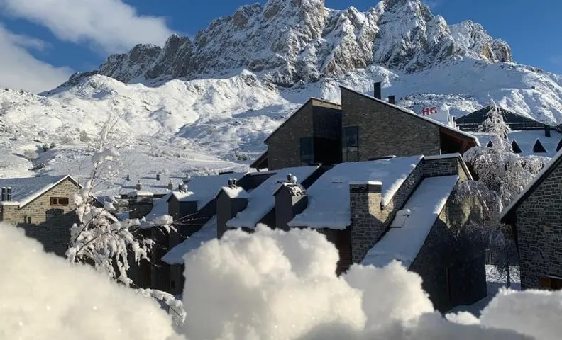 Chalet Anayet Lodge Luxury 5 Stars in Formigal