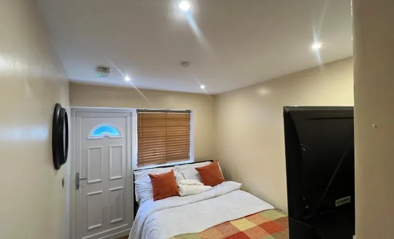 Making of Harry Potter Tour Accommodation - Leavesden Watford 5 mins away
