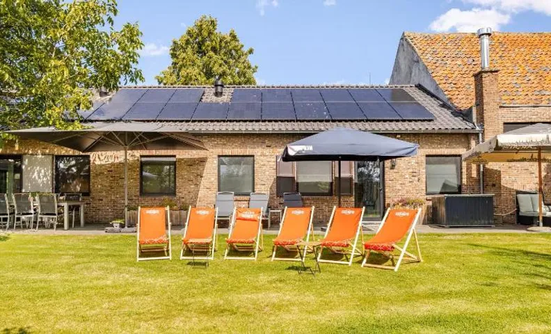 Ganzendrieshoeve - 3 Bedroom, 2 Bathroom Holiday Home with Large Garden
