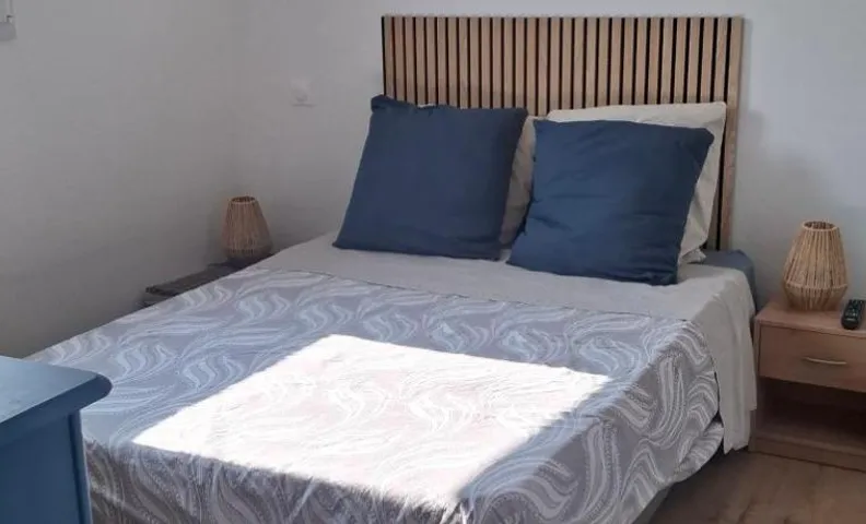 Chambre d'hôtes Nova, petit déjeuner en supplément 5 euros par personne