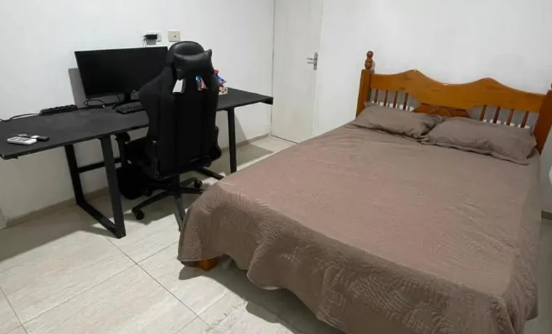 Suíte Quarto Casal com Wi-Fi e Ar - 01