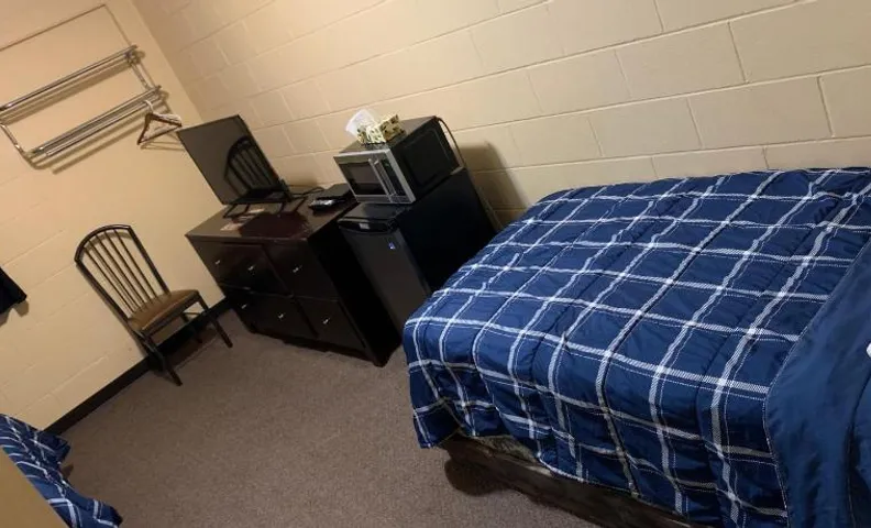 Carman Motor Inn