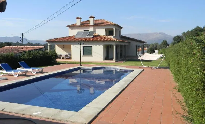 Casa Estrada da Guia