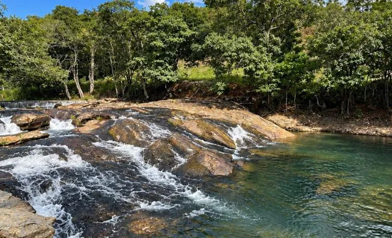 Suites - Cachoeira Clarinda em Capitólio - MG