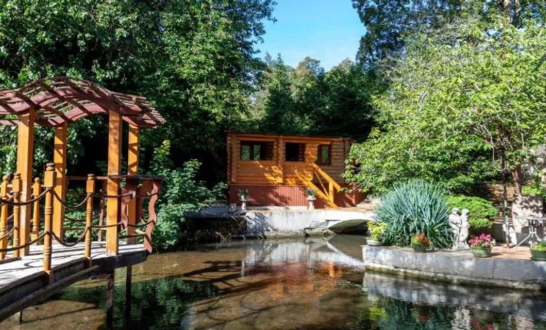Traditional Log Cabin next to Harry Potter Studios