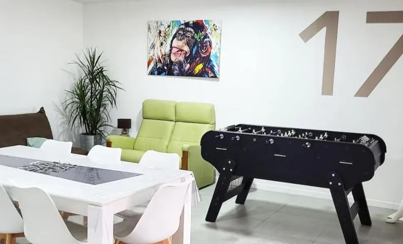 maison rdc"la Murenne"wifi climatisé