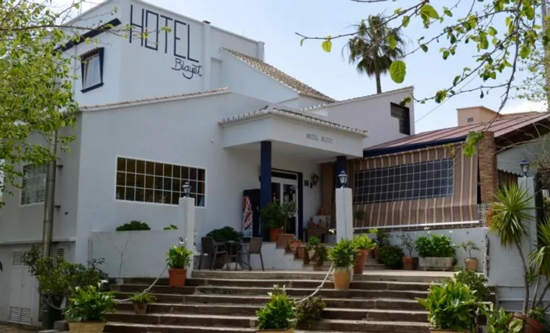 Hostal Blayet - AUTO CHECK-IN - ACCESO CON CÓDIGO