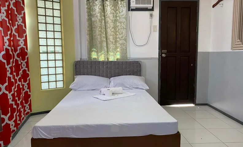 RedDoorz at Fajz Inn Poblacion Kidapawan City