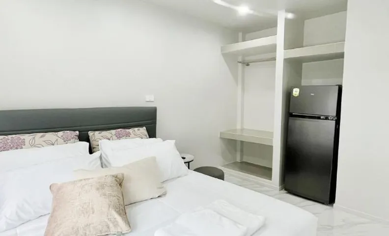 Langsuan Smile Hotel