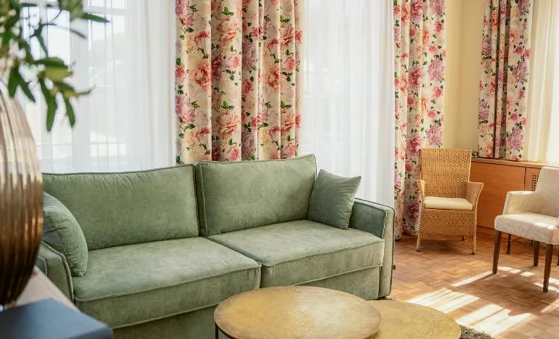 Historischer Kirchenwirt - Zimmer & Appartements Veronik