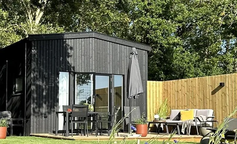 Scandi Tiny House w Views