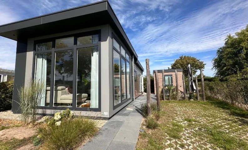 Premium Strandchalet Brouwersdam