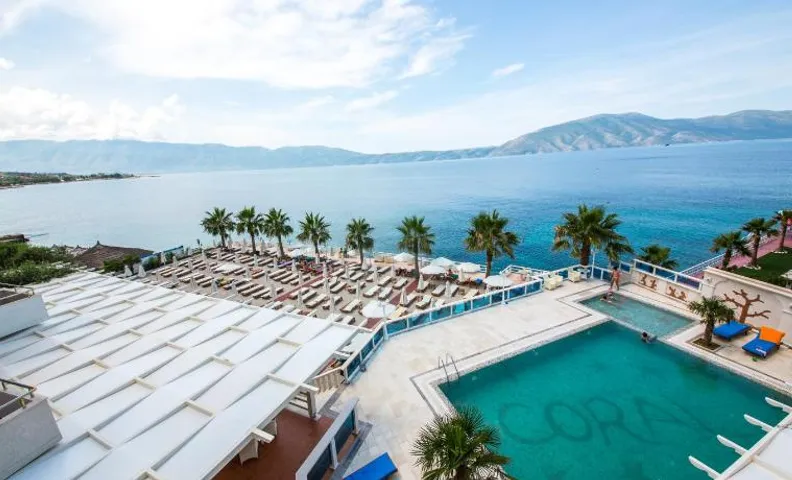Coral Hotel & Resort