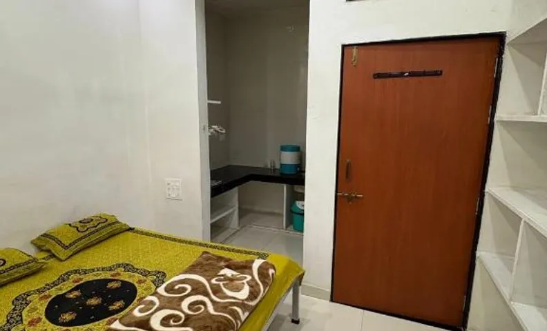Hotel Dhanush