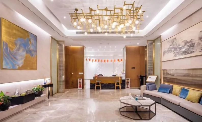 New Glory Holiday Inn