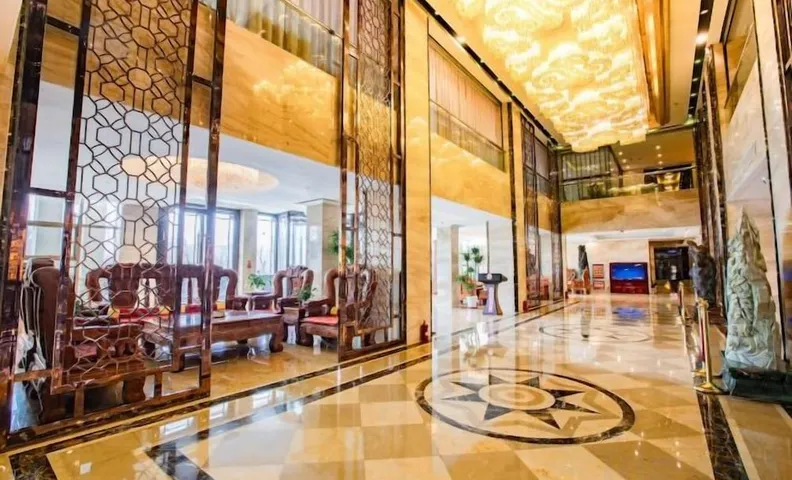 Baiyun Hotel (West Building)