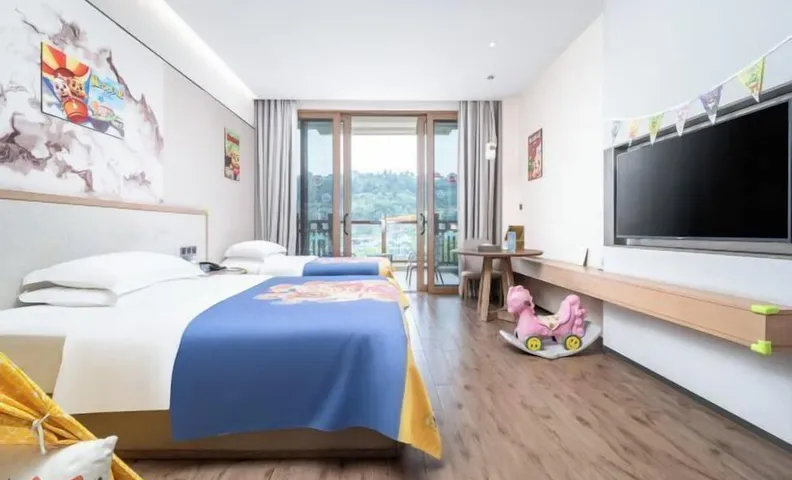 Shiqian Fodingshan Hot Spring Town Yutangsheng Hot Spring Resort Hotel