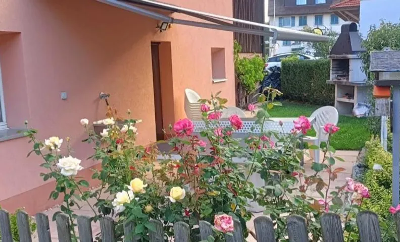 BnB LES OISEAUX, chez Lidia, 26m2 à 44m2, 2ème étage