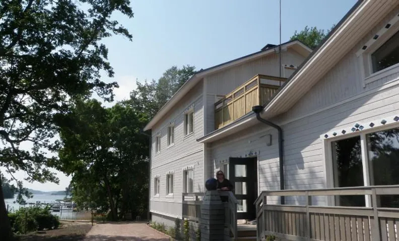 Ceracon Inn