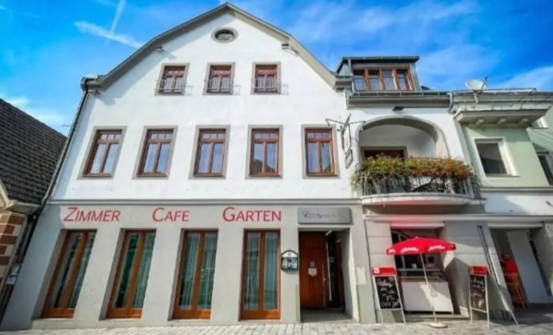 Cafe Rossini