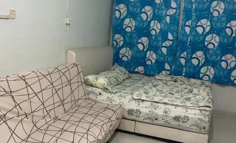 Private 1-Bedroom Upstairs Suite-Megah Ria
