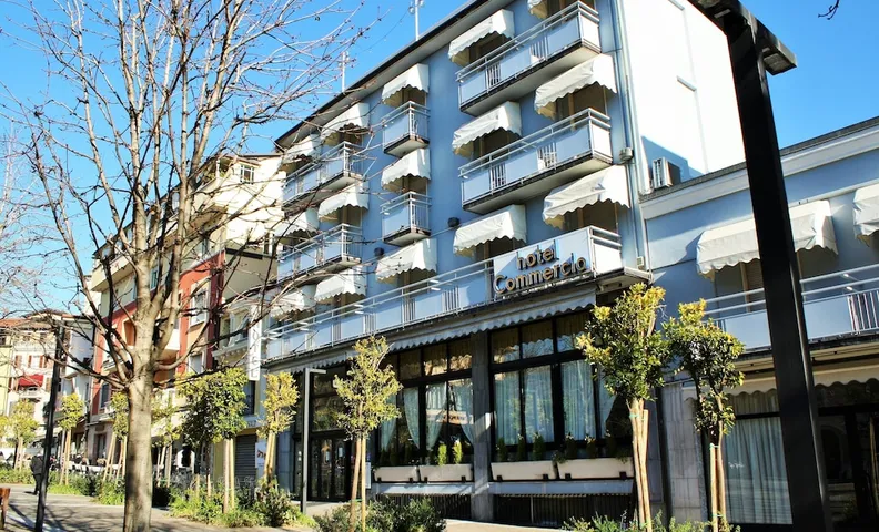 호텔 리스토란테 코메르치오