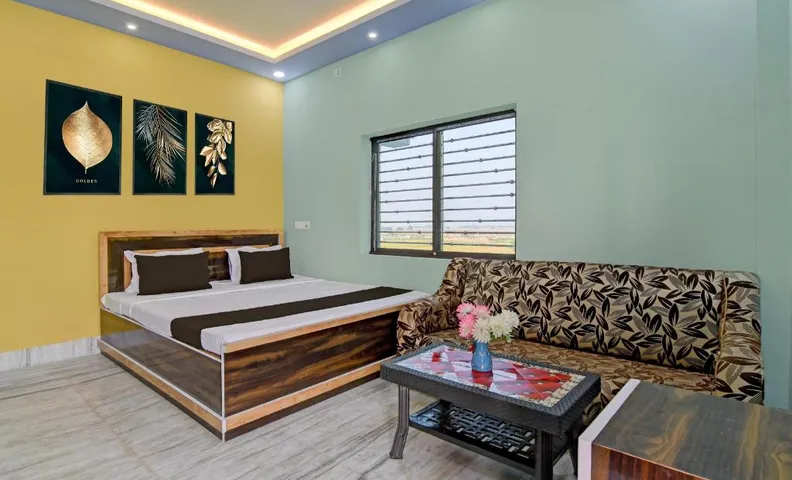 Hotel O by OYO AM2PM Restaurant Cum Bar