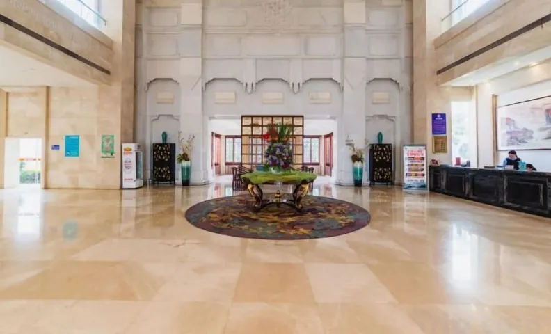 SuiningShuiyueHotel