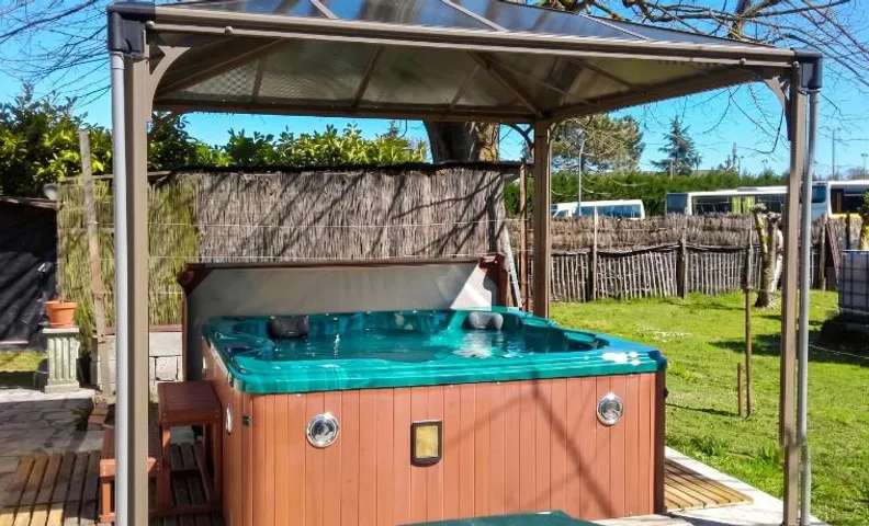 Maison accueillante à Gabarret, jacuzzi et jardin