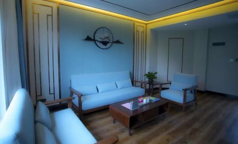 Fengjia No.1 Courtyard B&B (Luquan Fengjia Ancient Town Branch)