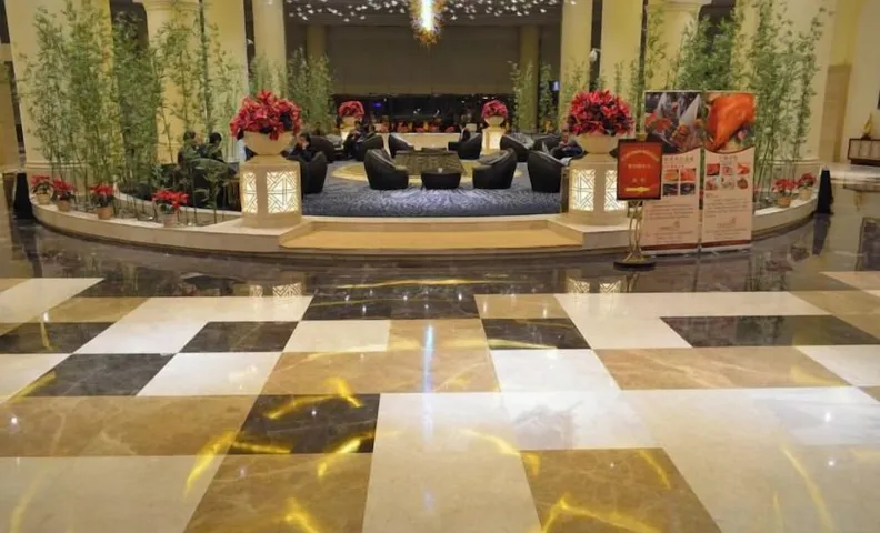Island International Hotel