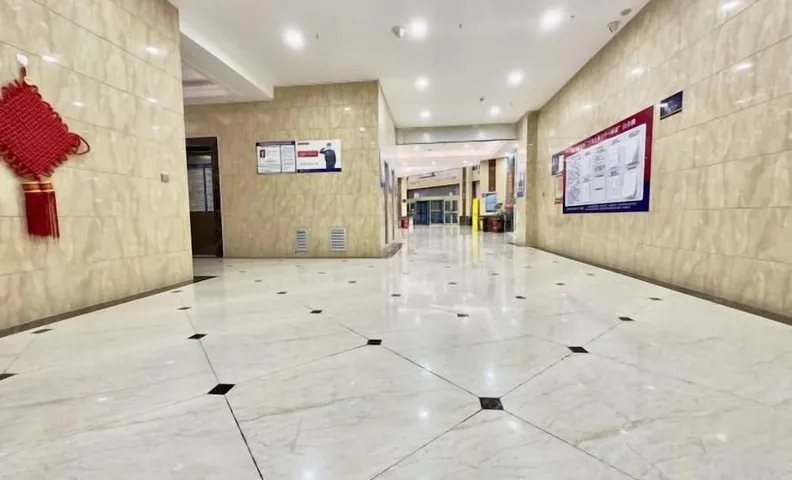 Super 8 Hotel (Qitai Tuanjie South Road Branch)