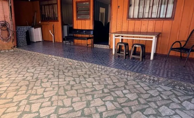 Casa Modesta Fundos